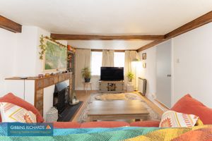 Sitting Room- click for photo gallery